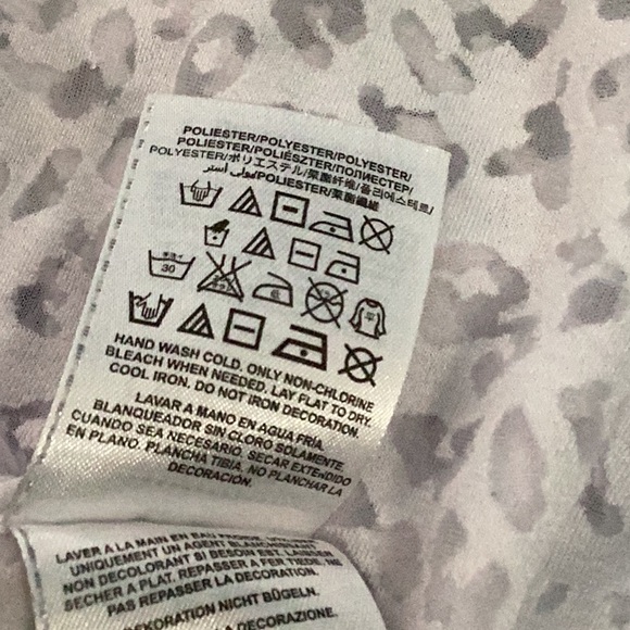 Guess Cheetah Sheer White XS Top - Picture 6 of 6